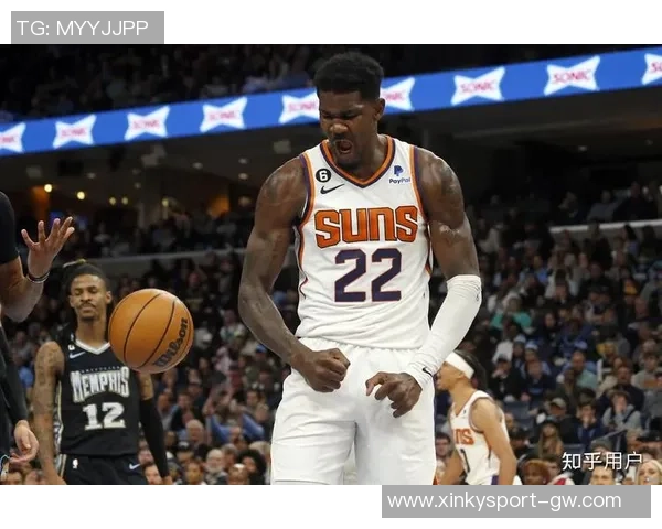 雄鹿需看开拓者态度才能决定霍勒迪与利拉德的未来走向